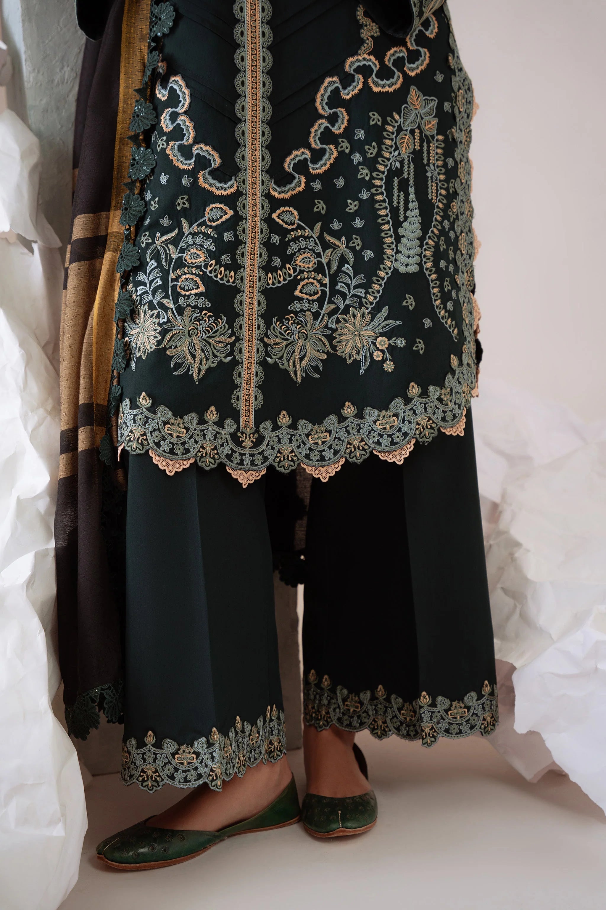 Aabyaan Miraal Embroidered Viscose – ARVA