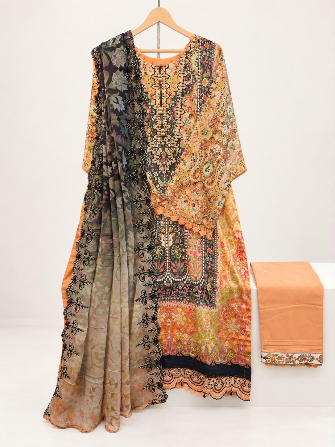 Guljee Embroidered Lawn – Stitched Collection