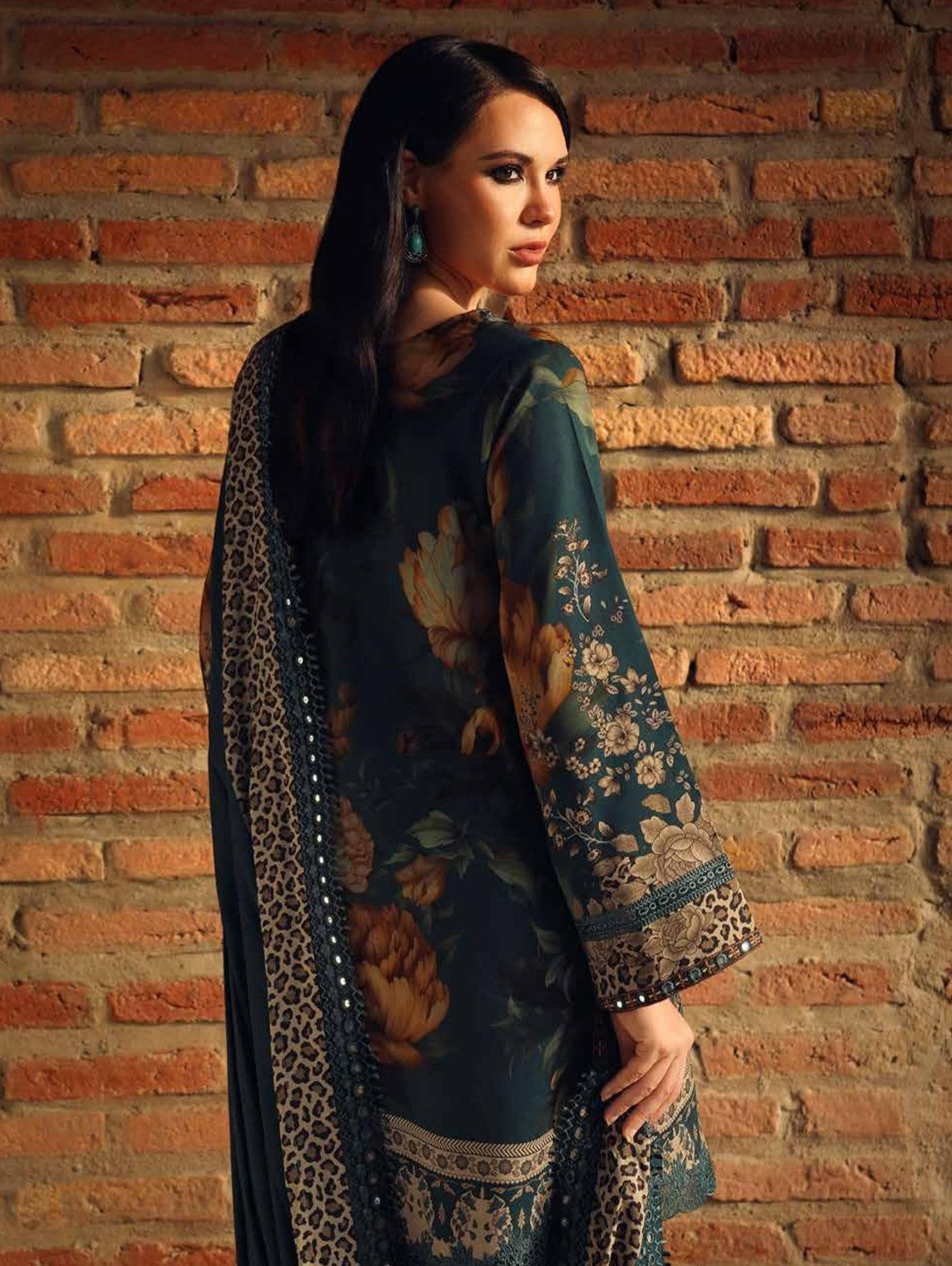 CHARIZMA COMBINATION UNSTITCHED LINEN COLLECTION - product image 5 - Unique Sapphire