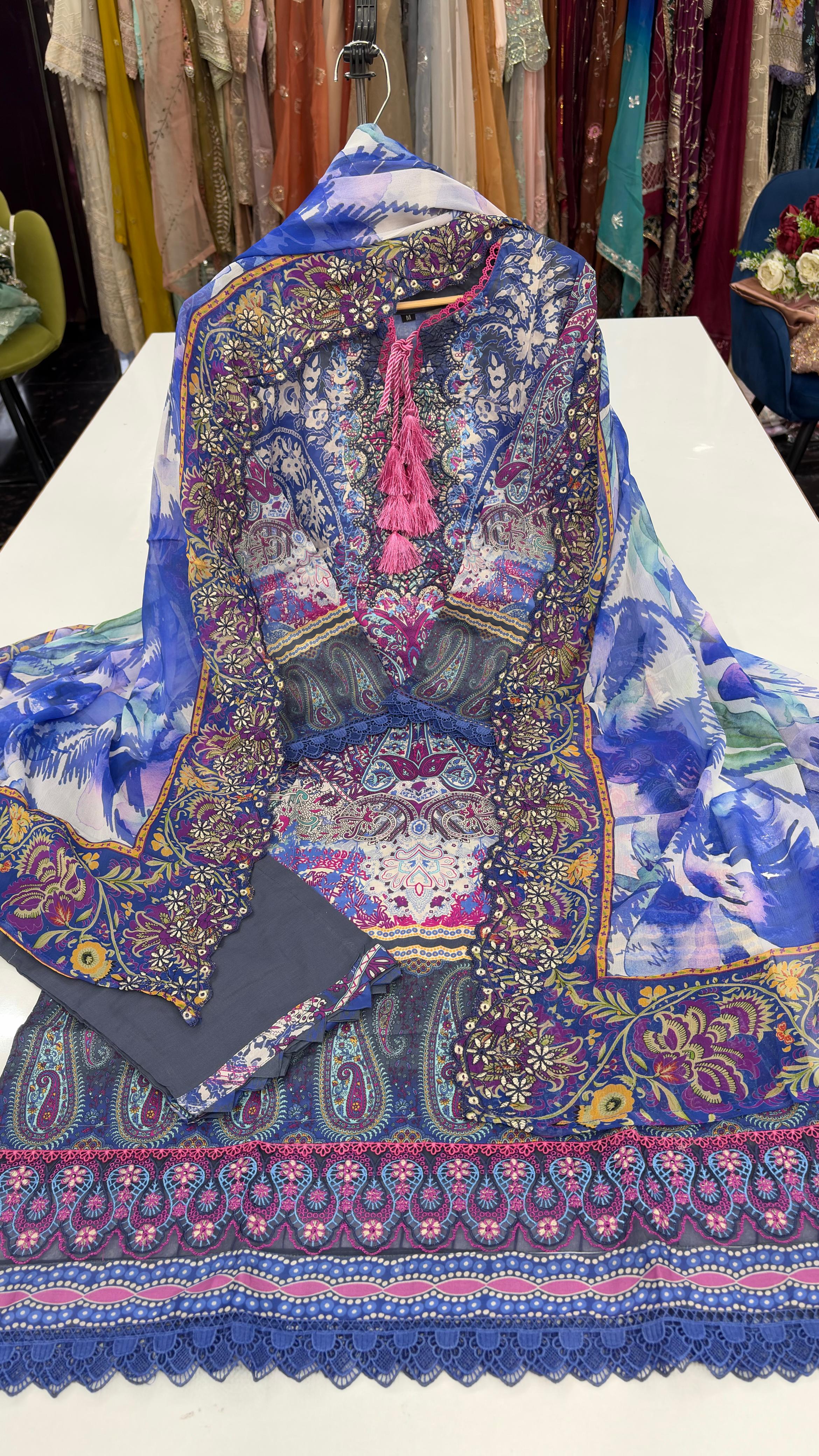 Guljee Embroidered Lawn – Stitched Collection