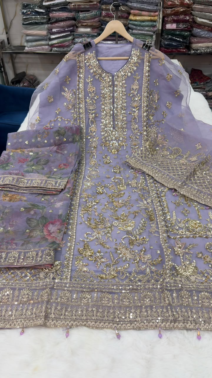LUXURY BRIDAL COLLECTION - product image 2 - Unique Sapphire