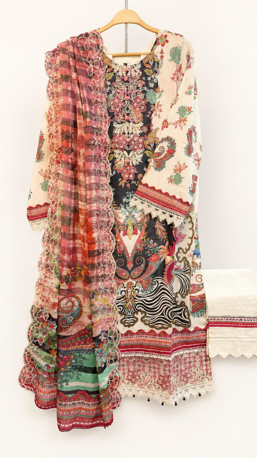 Guljee Embroidered Lawn – Stitched Collection - Unique Sapphire
