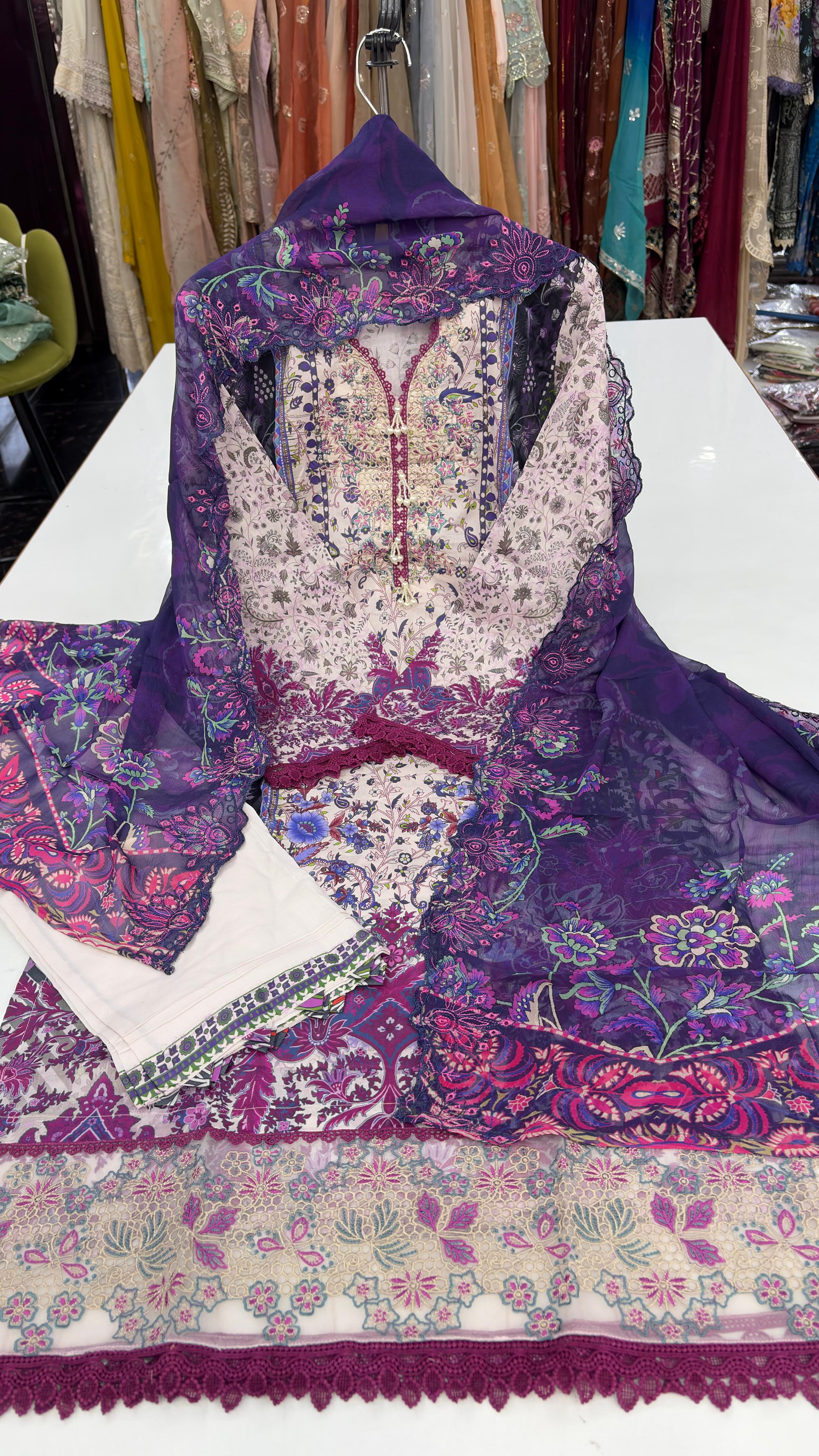 Guljee Embroidered Lawn – Stitched Collection