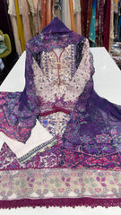 Guljee Embroidered Lawn – Stitched Collection