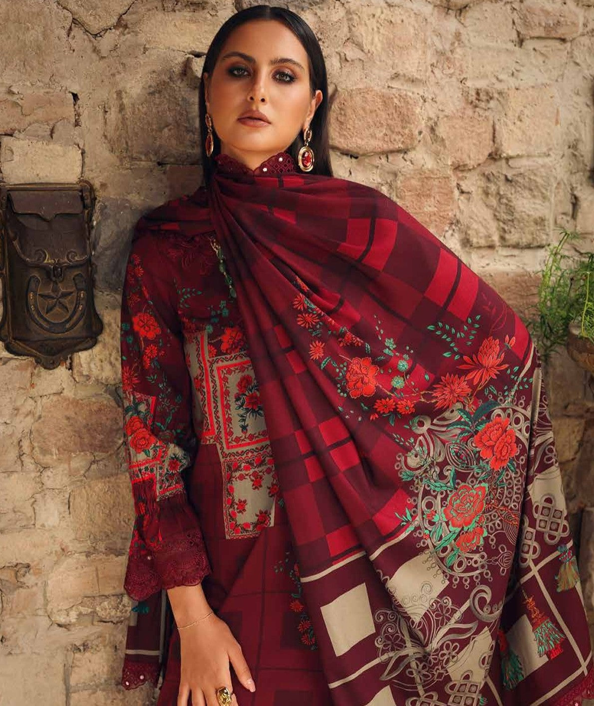 CHARIZMA COMBINATION UNSTITCHED LINEN COLLECTION - product image 3 - Unique Sapphire
