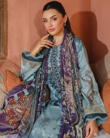 Urban Embroidery Catalogue – Luxury Lawn Unstitched Suit