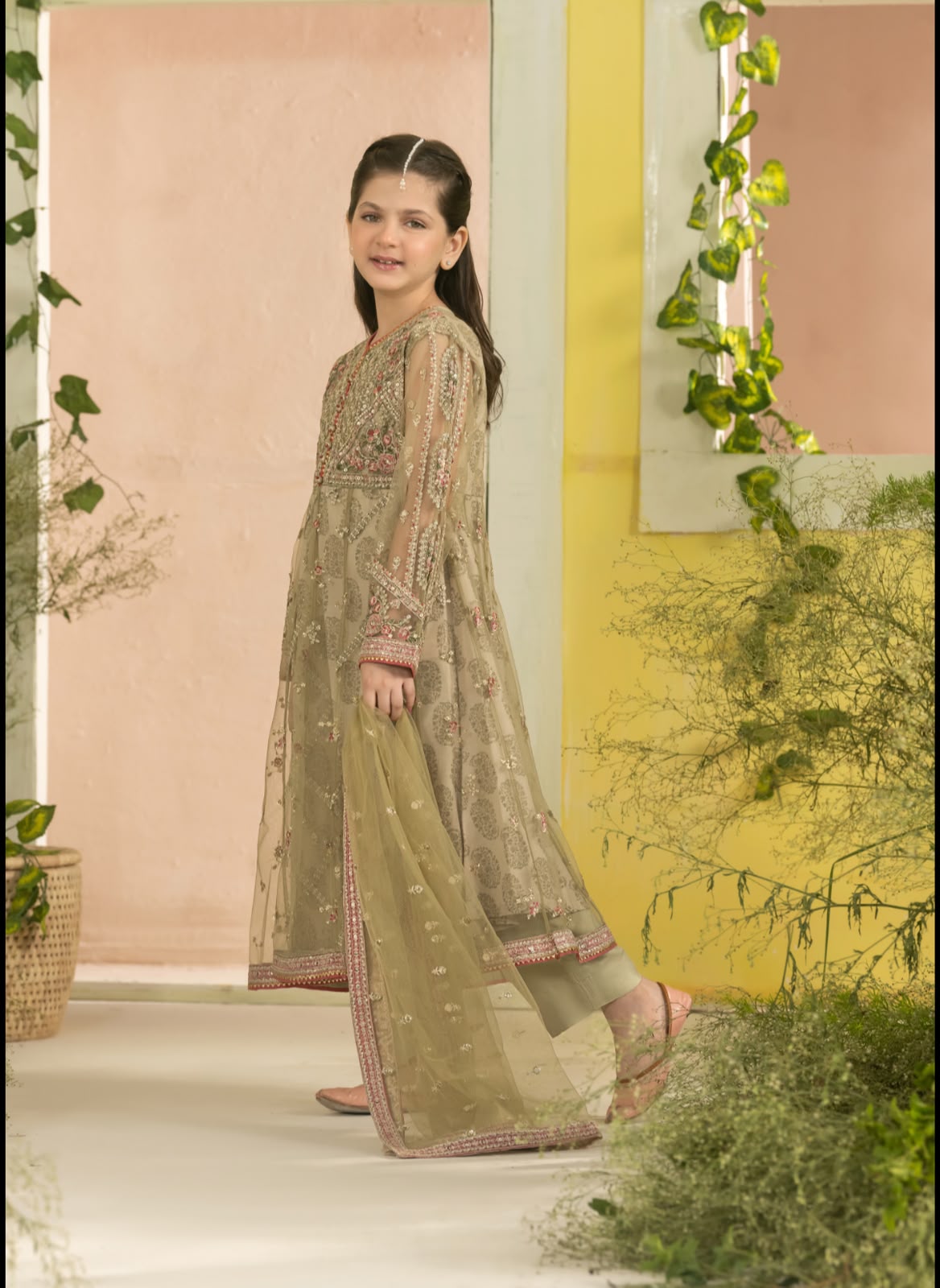 Dahlia Kids Wedding Edit – Olive Gold
