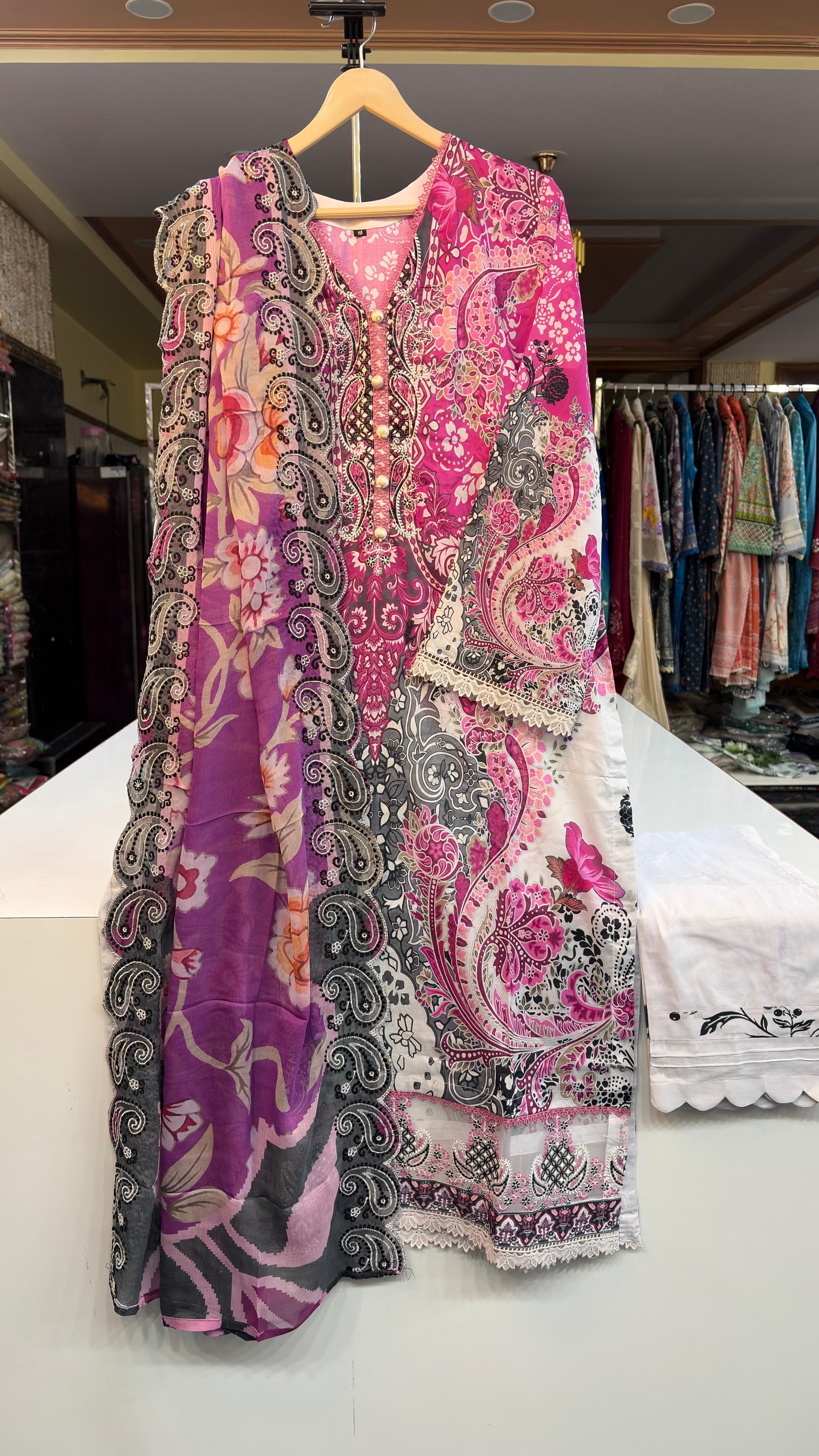 Guljee Embroidered Lawn – Stitched Collection